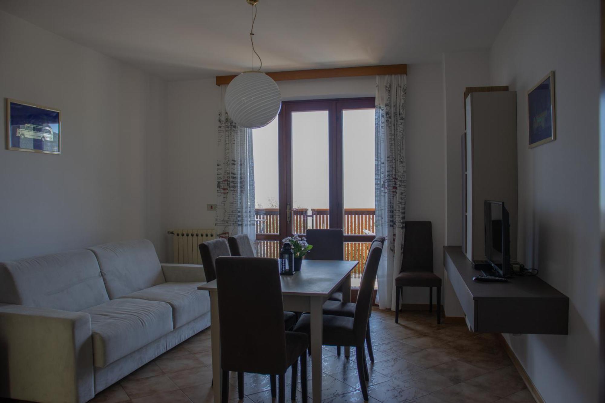 Residence Miravalle Лимоне сул Гарда Екстериор снимка