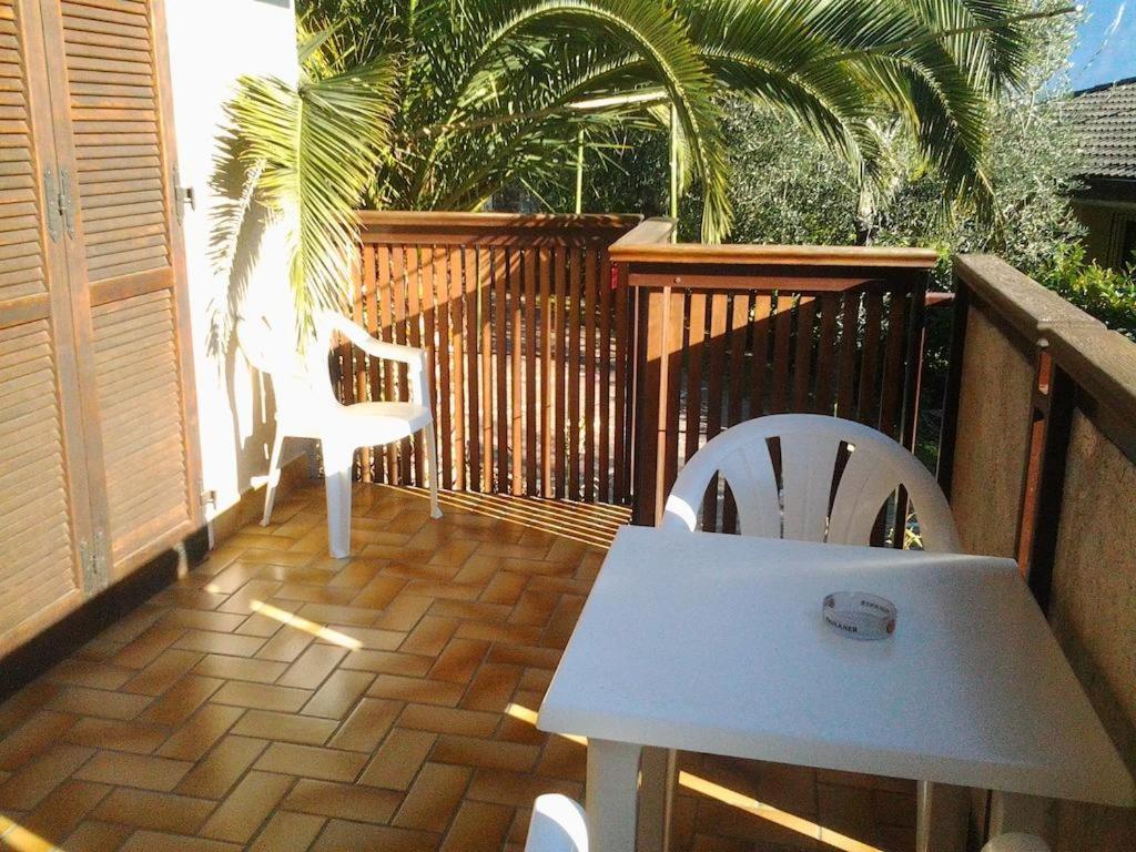 Residence Miravalle Лимоне сул Гарда Екстериор снимка
