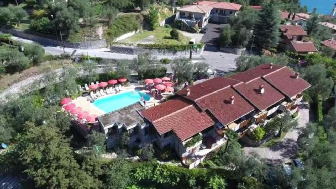 Residence Miravalle Лимоне сул Гарда Екстериор снимка